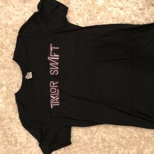 Black Taylor Swift 1989 Tour Shirt Medium